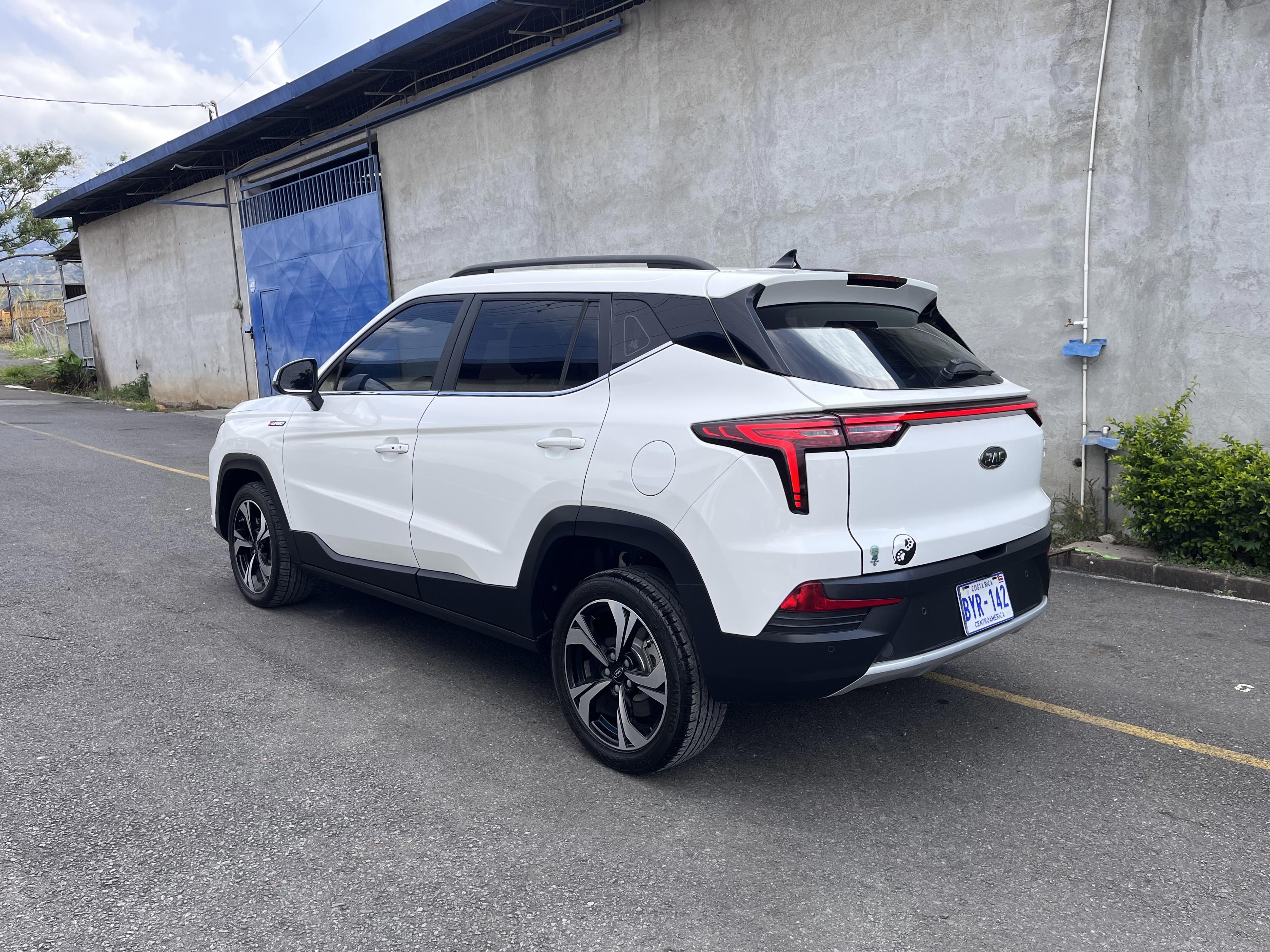 JAC JS4