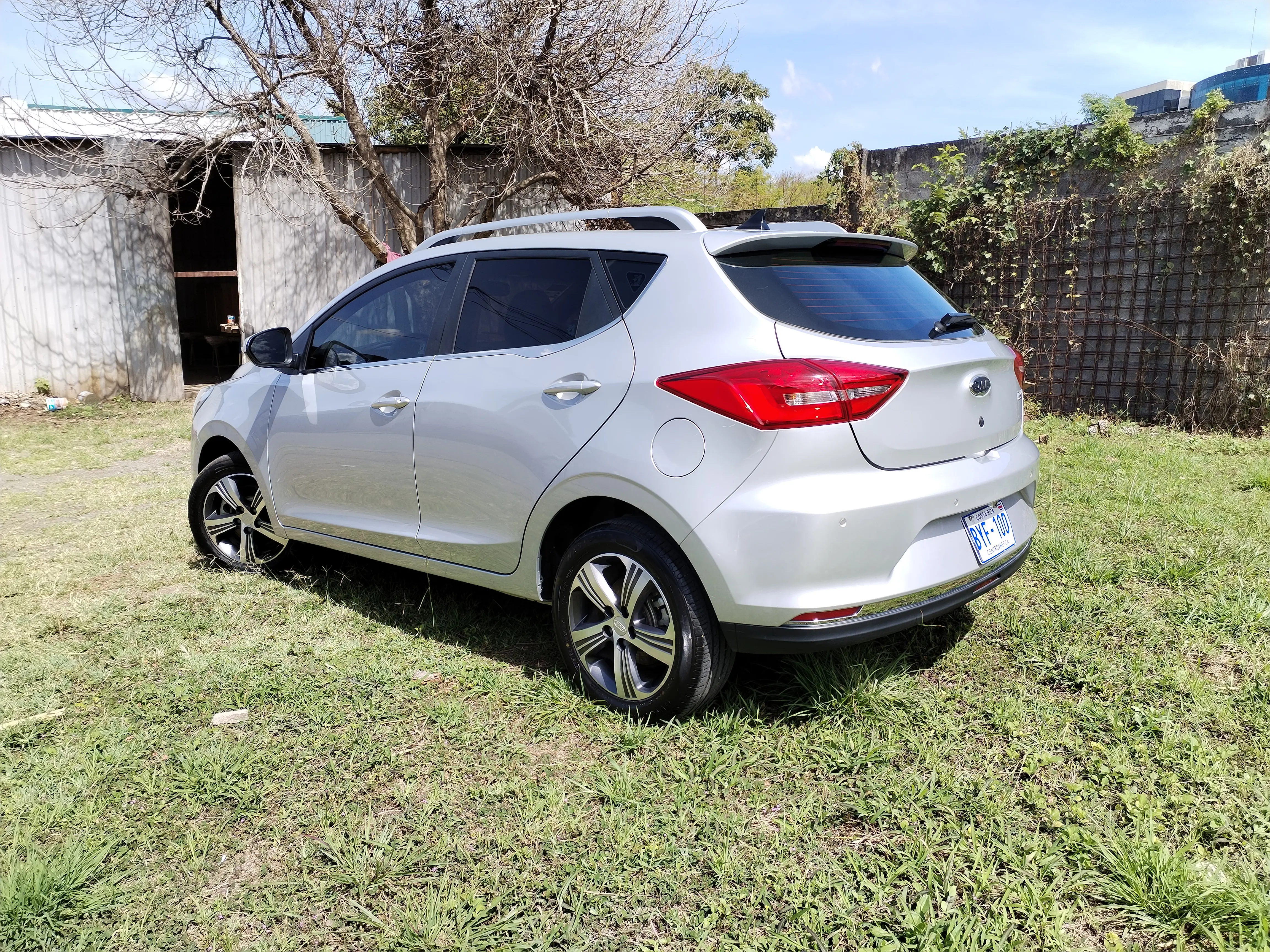 JAC JS2
