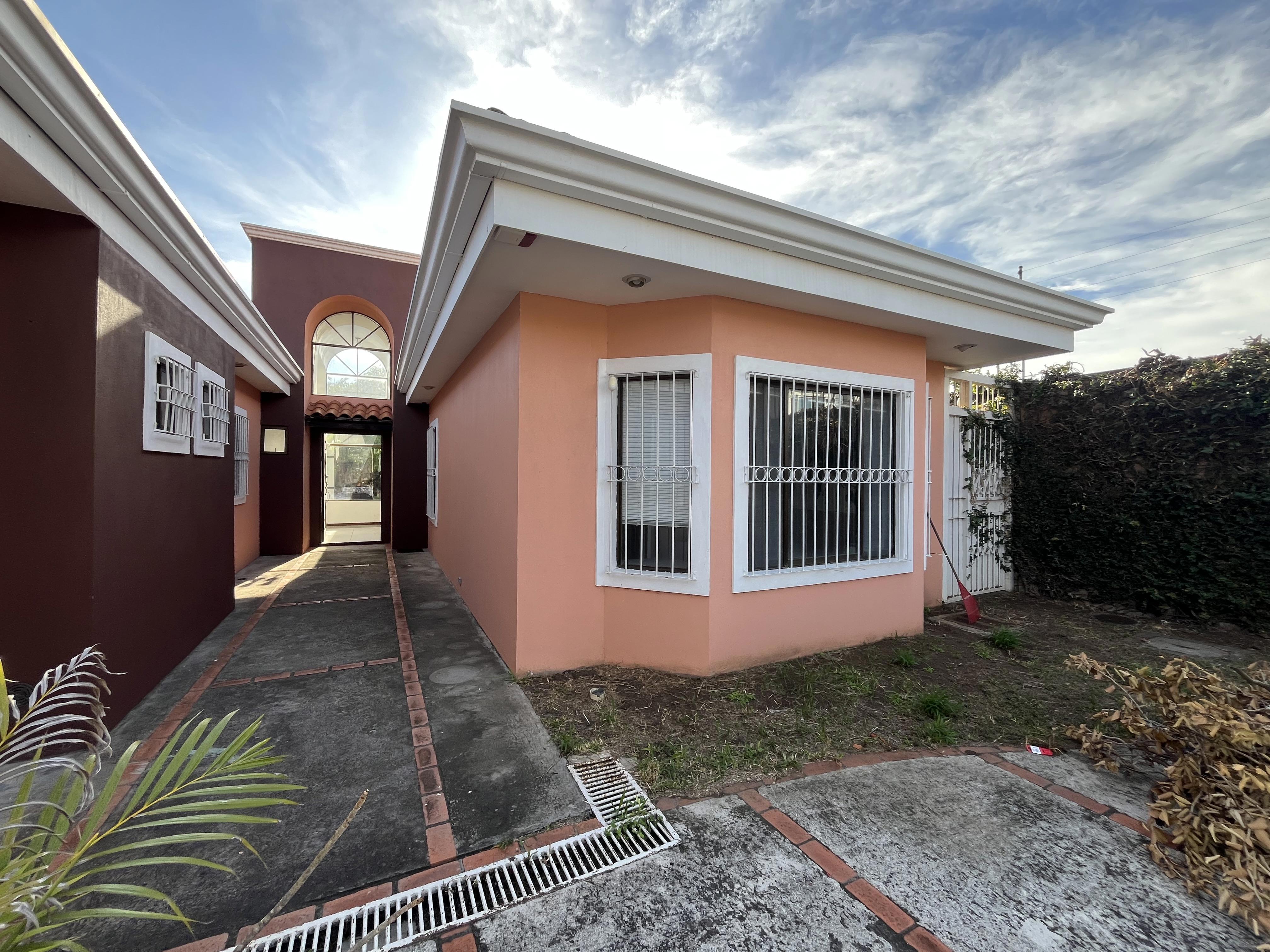 Residencial Lomas de Cariari
