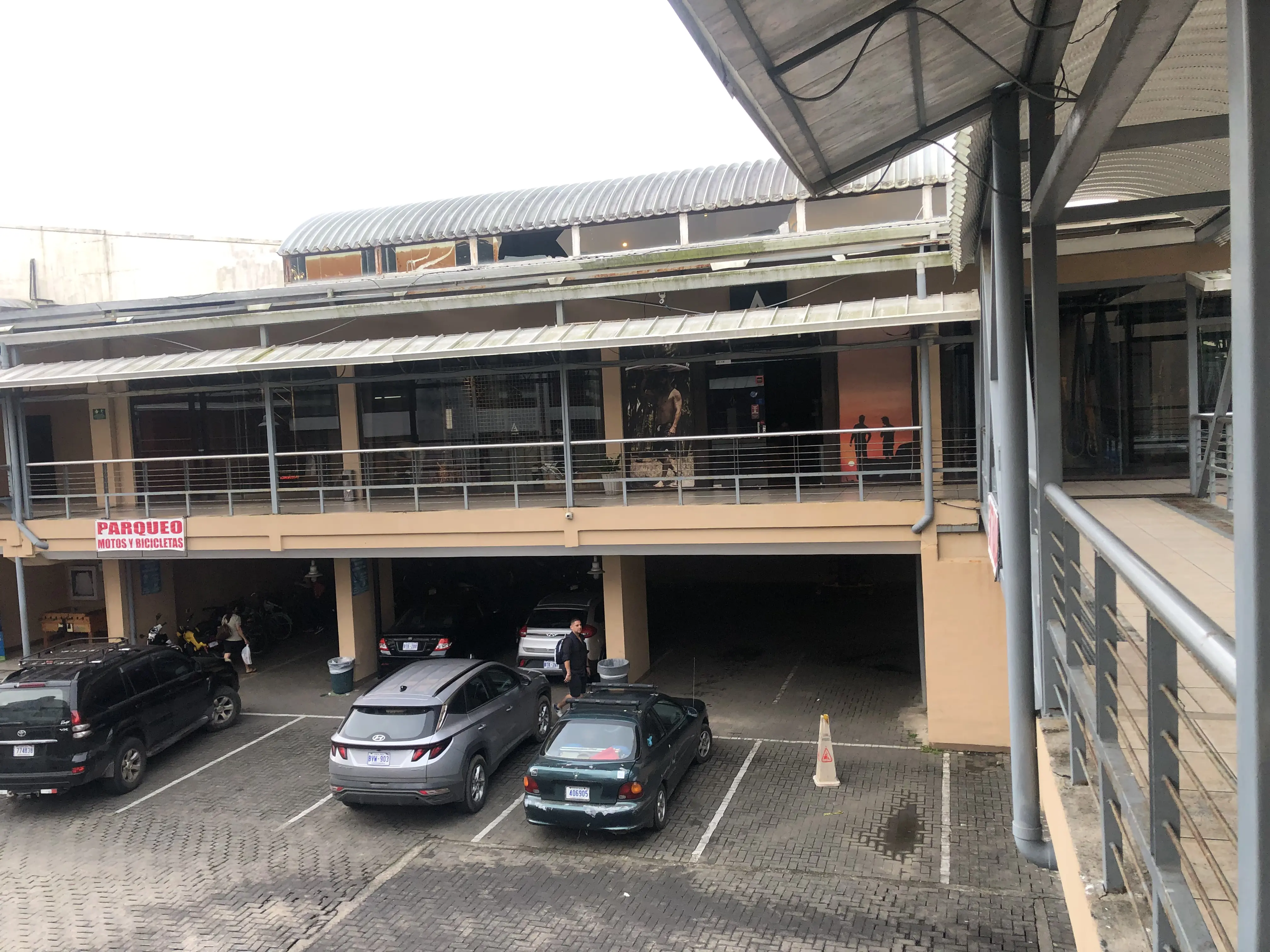Local comercial en Plaza Coral
