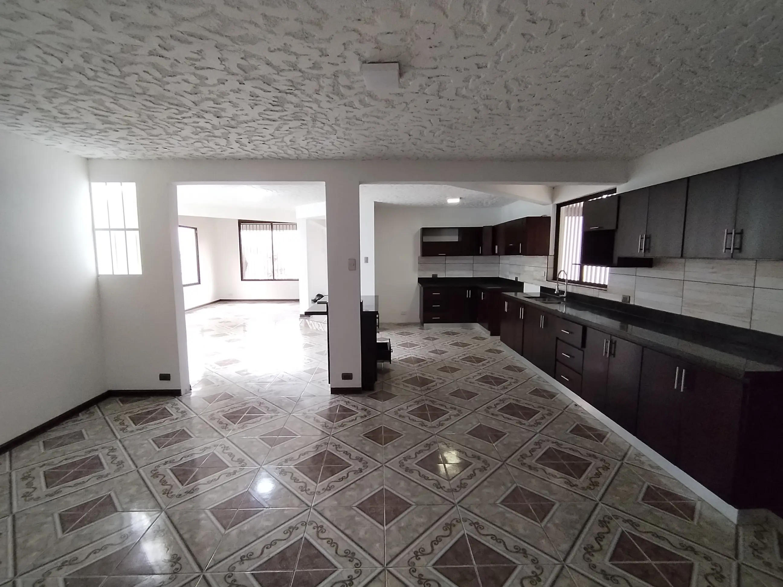 Vivienda en Moravia, Los Colegios