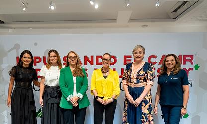 mujeres en los negocios 