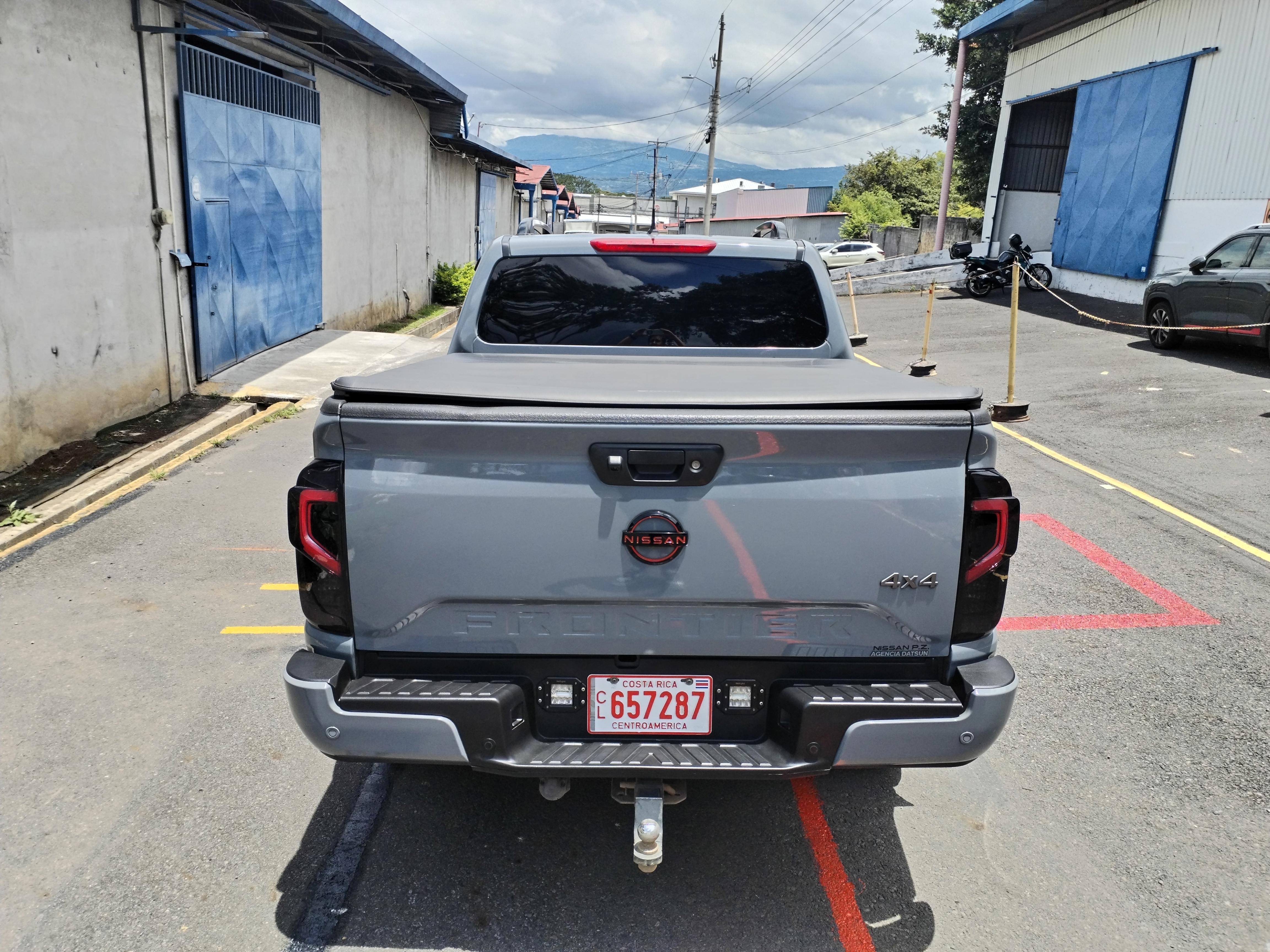 Nissan Frontier
